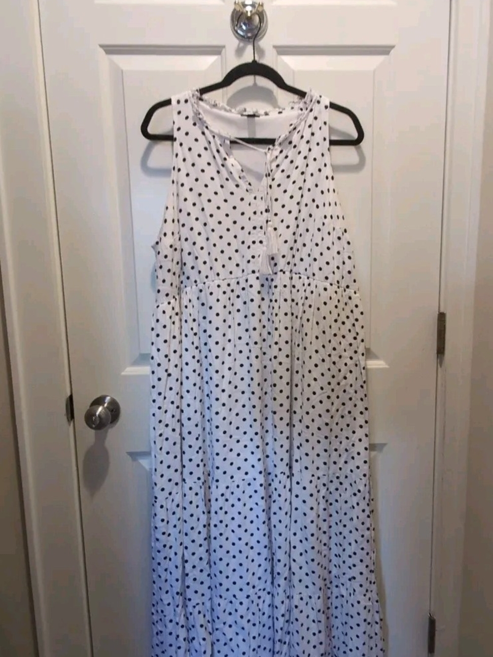Torrid White and Black Polka Dot Sleeveless Maxi Dress